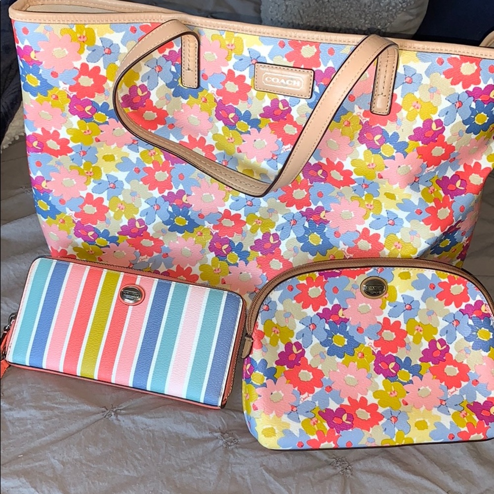 Coach set